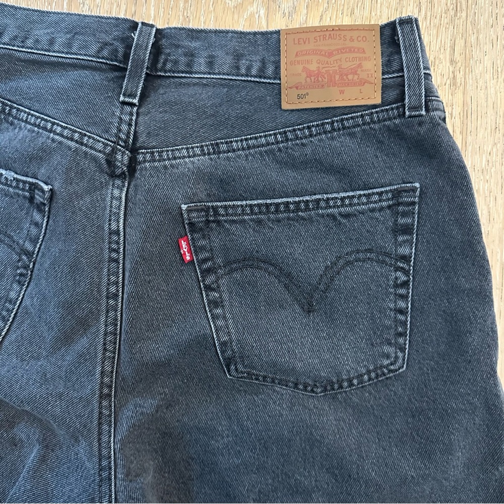 Levi's 501 Long Shorts